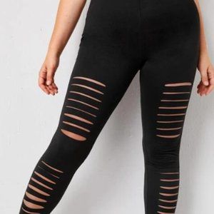 Plus Solid Ripped Leggings
